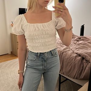 White puff sleeve top